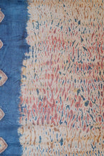 Load image into Gallery viewer, Hand woven high desi tussar with stitch shibori pattren in natural dye